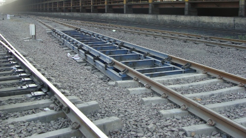 Installation of pitless rail static weighbridge